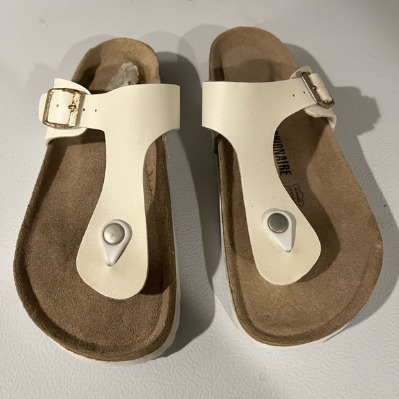 Women's White Sandals size 9 - Picture 1 of 7
